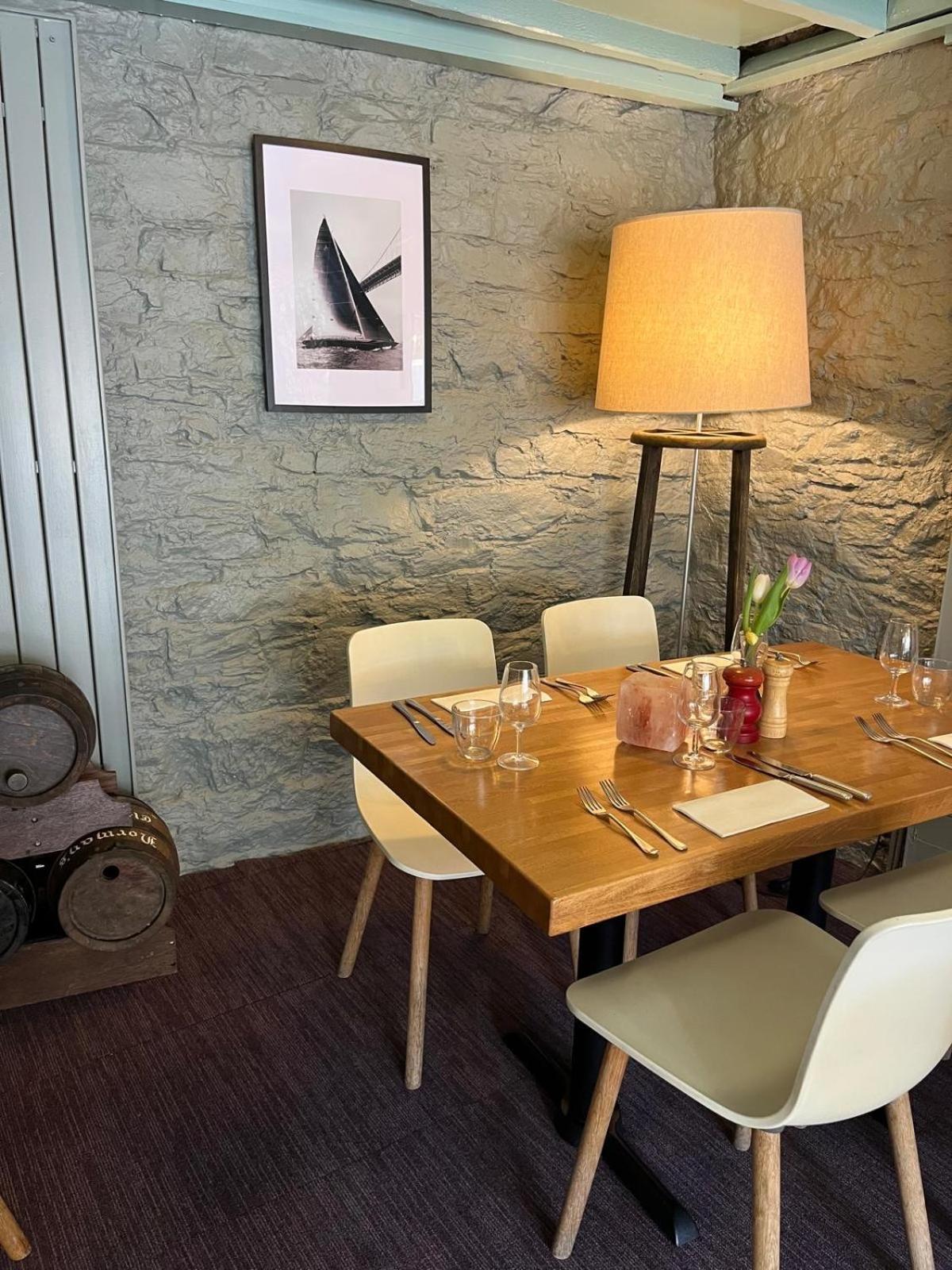Smugglers Hotel Brixham Dış mekan fotoğraf